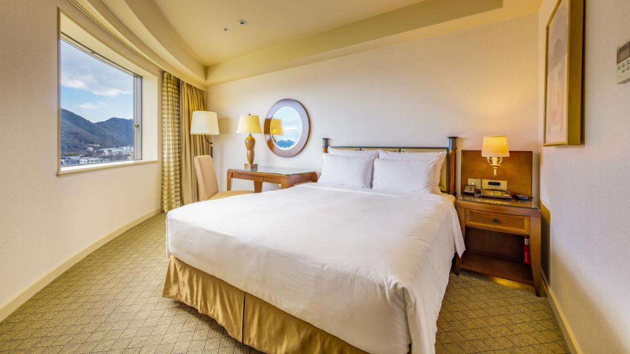 미야코 호텔 기후 나가라가와 외부 사진 A bedroom at the hotel