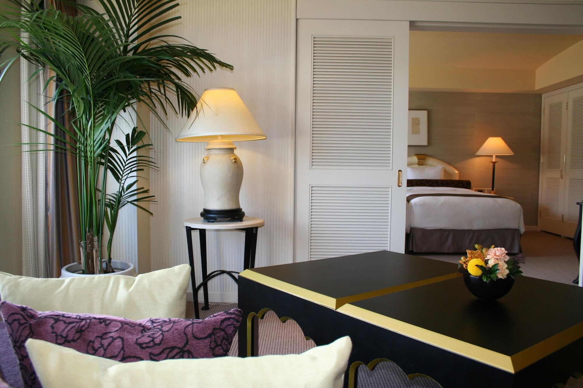 미야코 호텔 기후 나가라가와 외부 사진 A suite at the Mandarin Oriental, Singapore