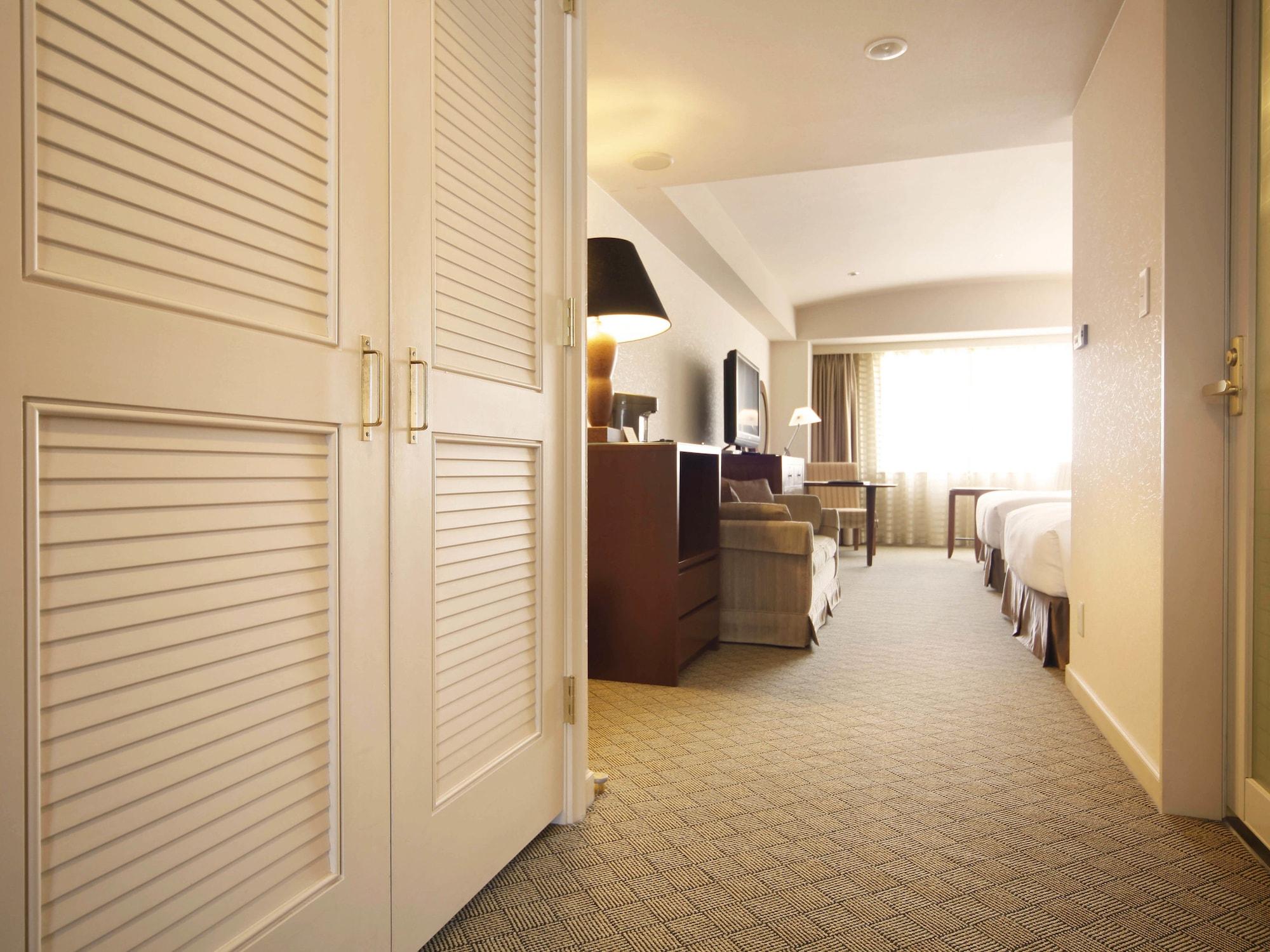 미야코 호텔 기후 나가라가와 외부 사진 A guest room at the hotel