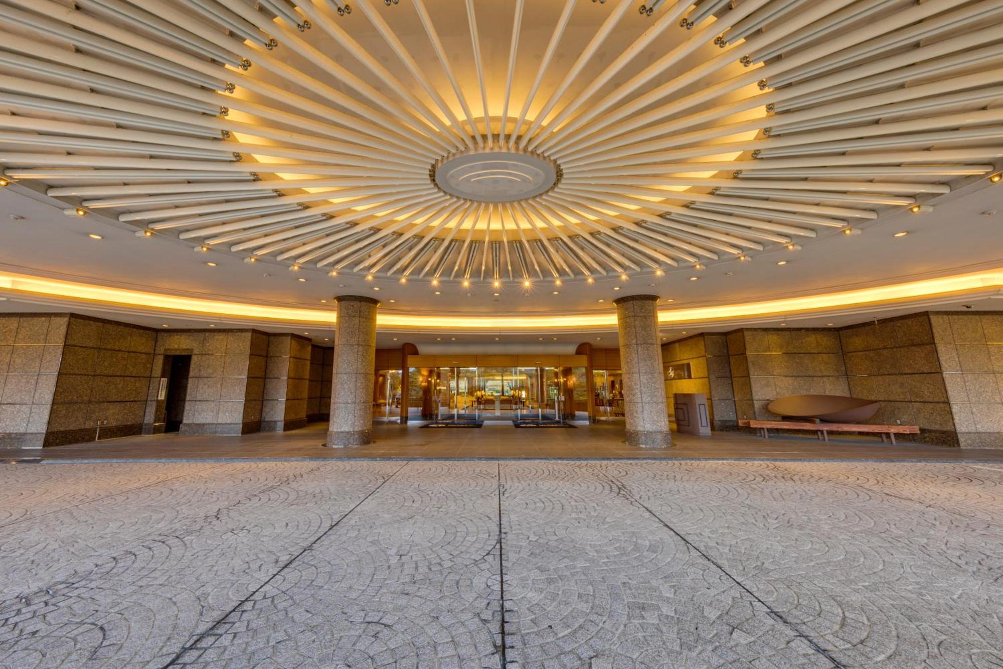 미야코 호텔 기후 나가라가와 외부 사진 The lobby of the hotel